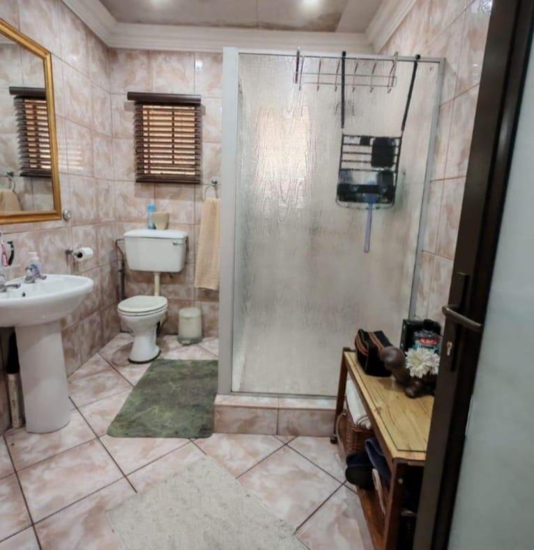 4 Bedroom Property for Sale in Vaal Park Ext 1 Free State